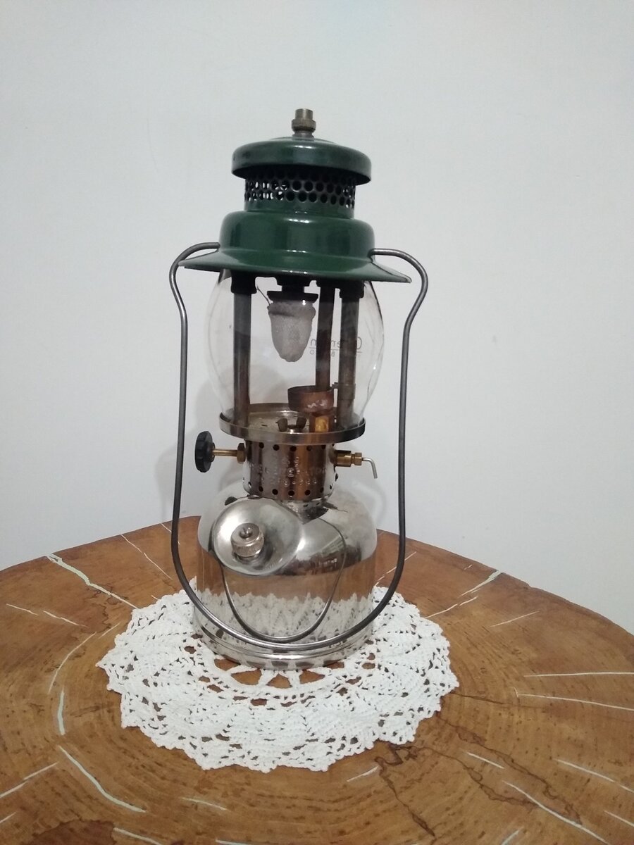 Coleman 249, 12/1950 Canada | Classic Pressure Lamps & Heaters
