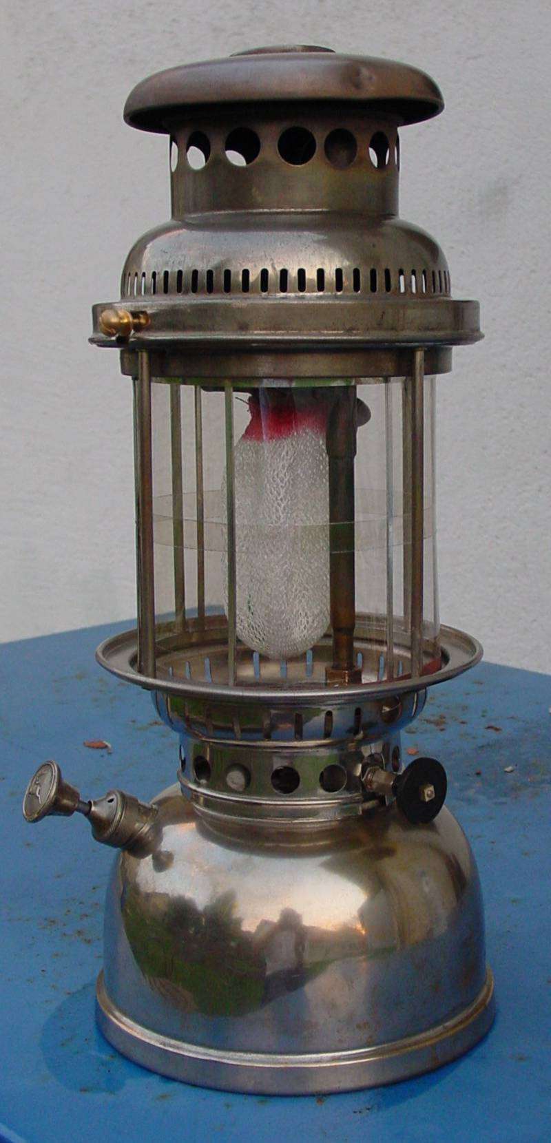 AIDA 214 | Classic Pressure Lamps & Heaters