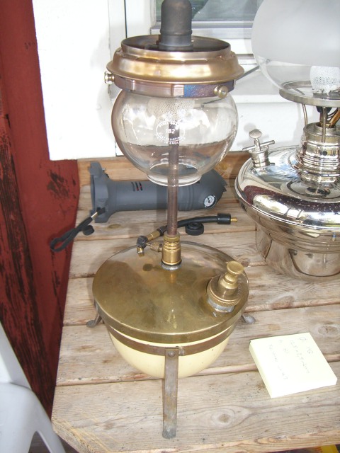1293714567-KL80_instand.JPG