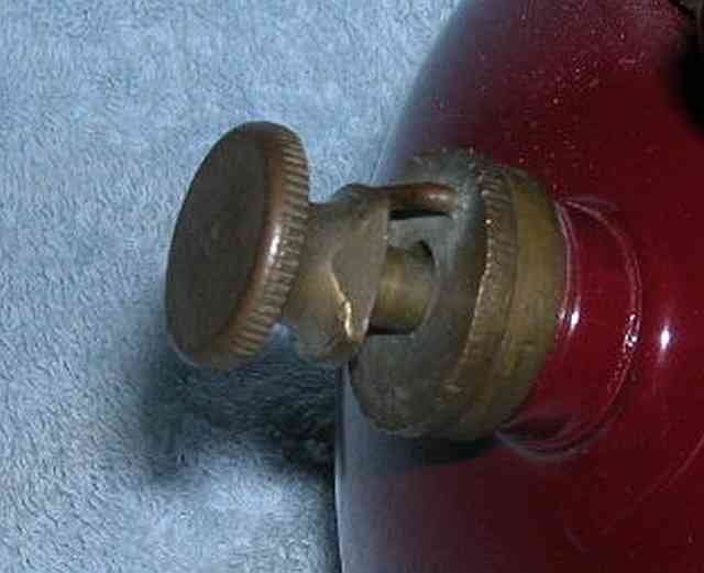 1294097223-Bialaddin_300X_pump_knob.jpg