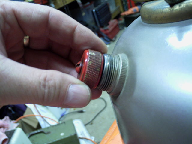 1322435415-IMAG0701_opt.jpg