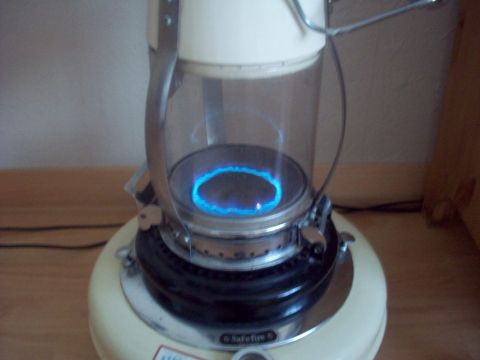 1330361977-100_0523_opt.jpg