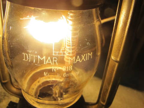 1334046808-dit2.jpg