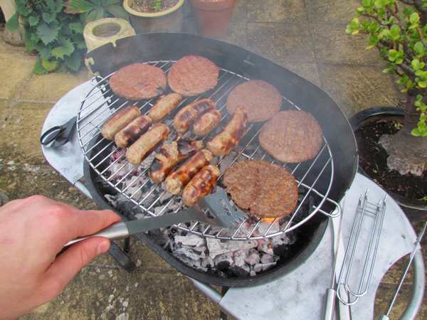 1342899936-BBQ_4.jpg