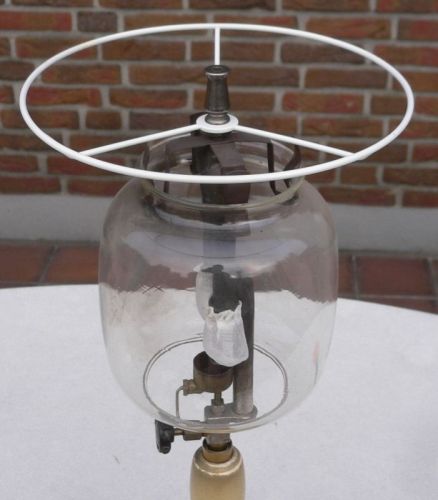 1353499066-globe_finial_001.jpg