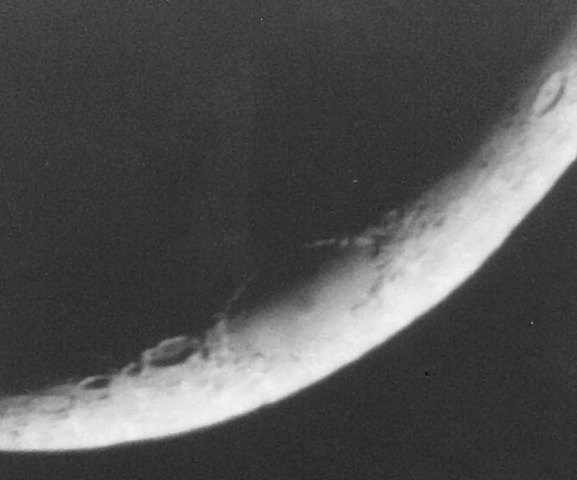 1354217804-moon2.jpg
