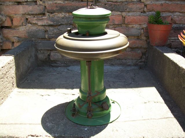 1355336259-graetzin915green_opt.jpg