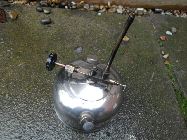 1356006874-635_001_opt.jpg
