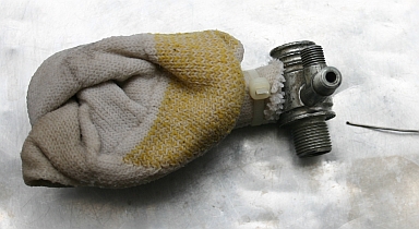 1357100081-soldering_1.jpg