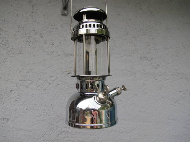 1374727725-Petro_1.jpg