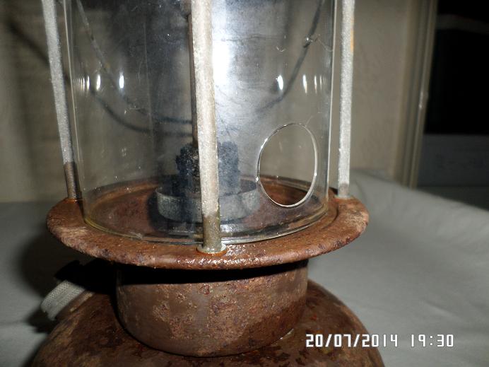 1405885850-Vapalux_hole.jpg