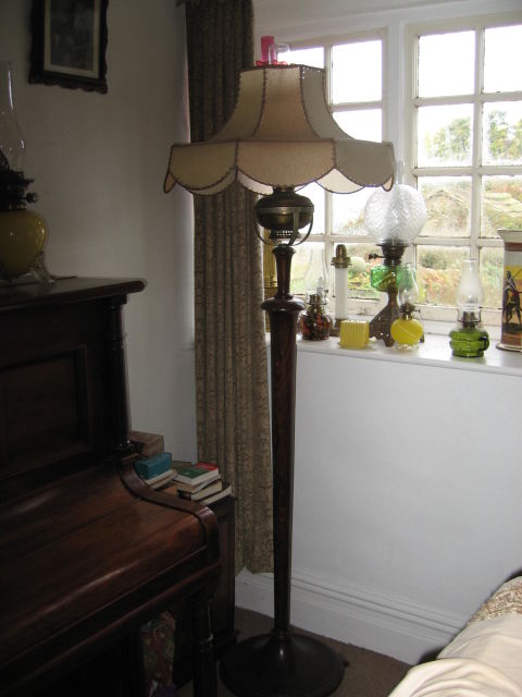 1444384098-001_opt.jpg