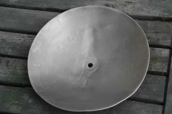 1445989974-reflector1.jpg