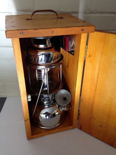 1479674938-Lantern-006.jpg