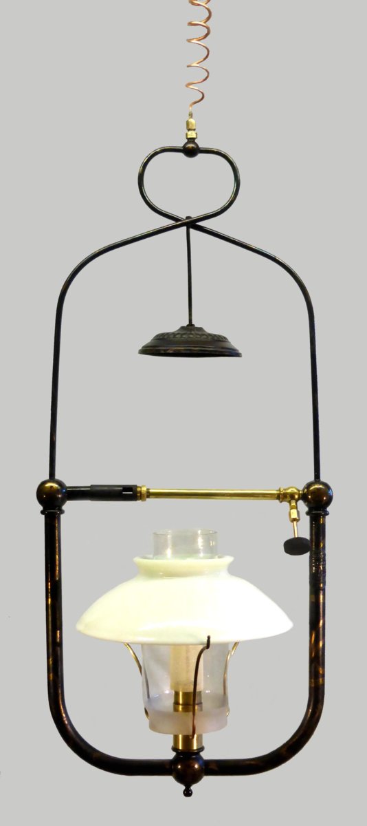 1906 The Pitner Light hw lamp.jpg