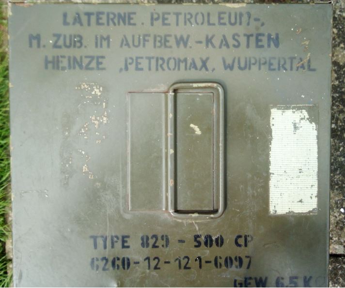 1978 Bunderwehr 829 box.JPG