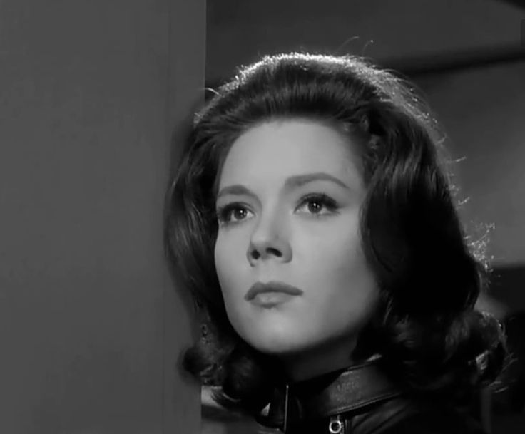 1a4ed0c82b5917445eacd46bac5990e0--emma-peel-tv-series.jpg
