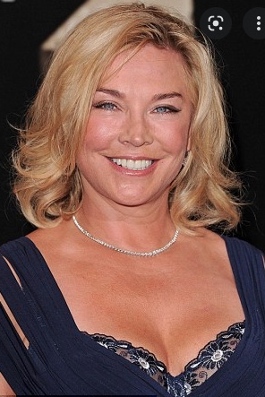 AmandaRedman2.jpeg