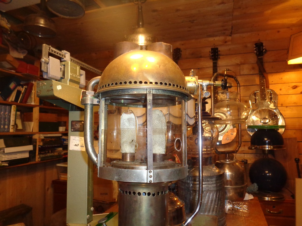 american mantle 001.JPG
