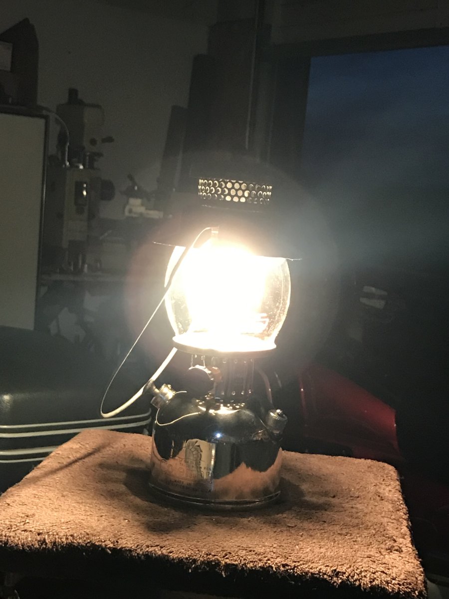 Coleman 242B 12/1940 | Classic Pressure Lamps & Heaters