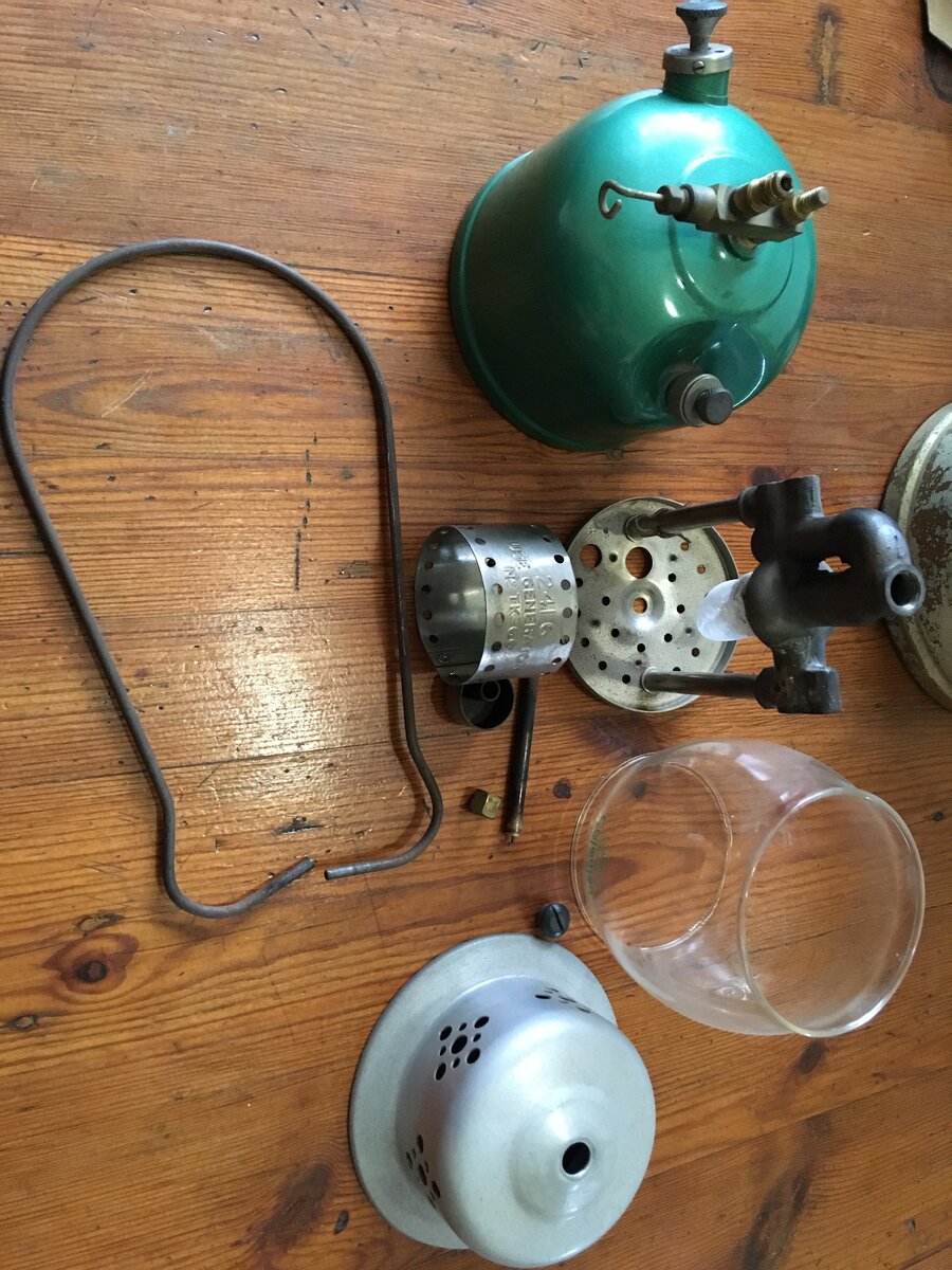 June 1961 Coleman 241 G | Classic Pressure Lamps & Heaters
