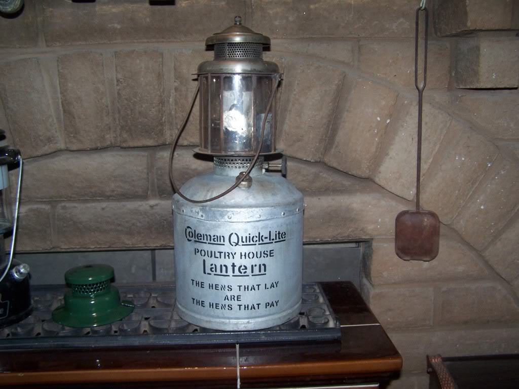 E20PoultryLantern001-1.jpg