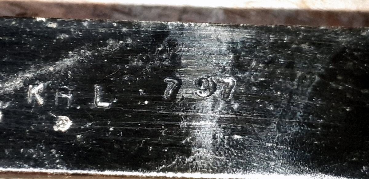 FL6 Stand Stamping.jpg
