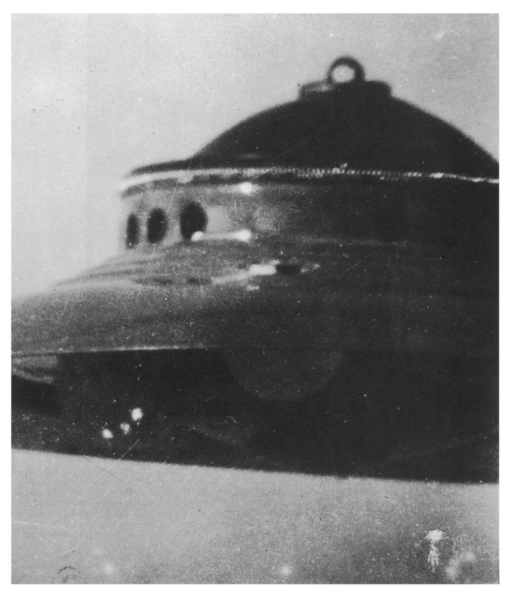 george-adamski-pbb-hism173_vv048.jpg