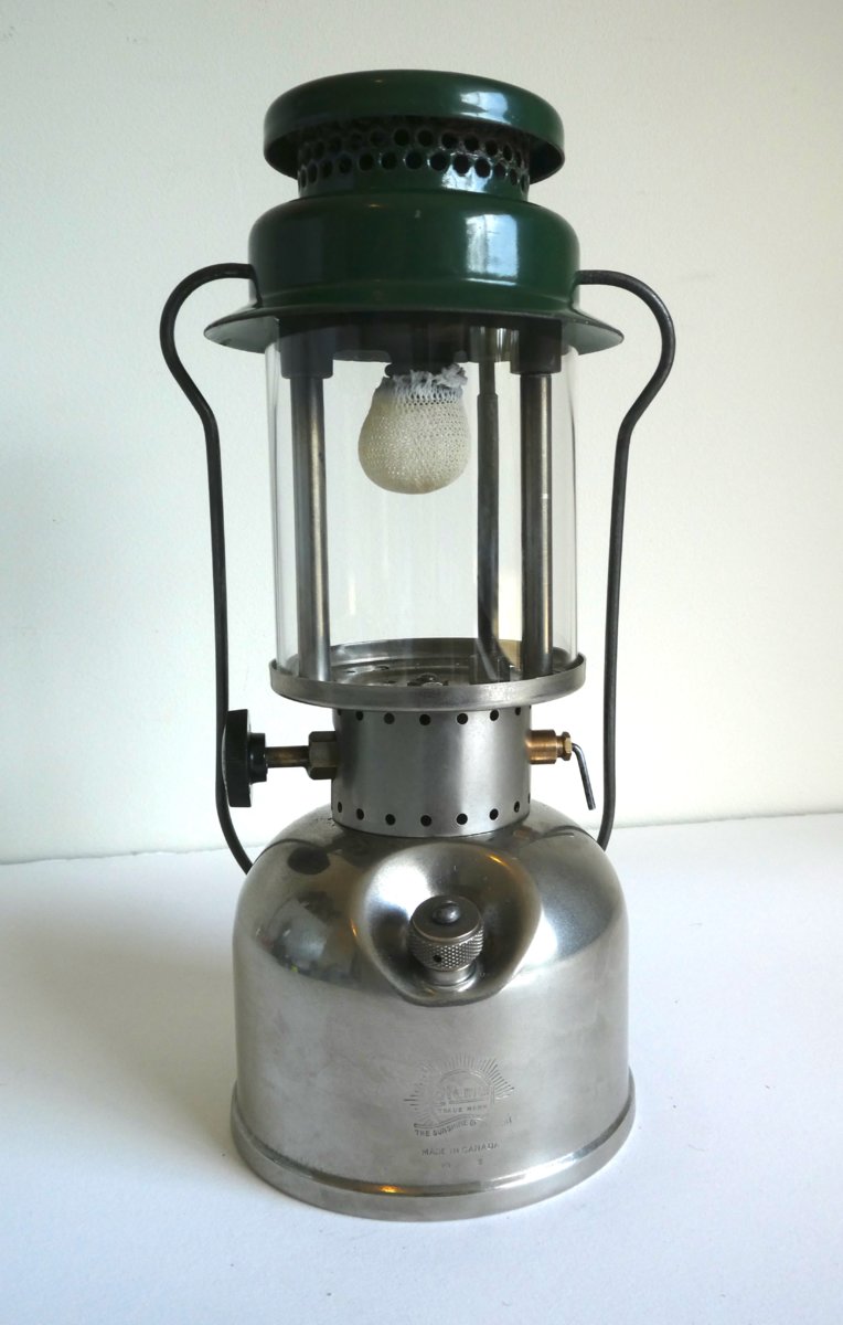 Coleman 242 (Canada; 1933) | Classic Pressure Lamps & Heaters