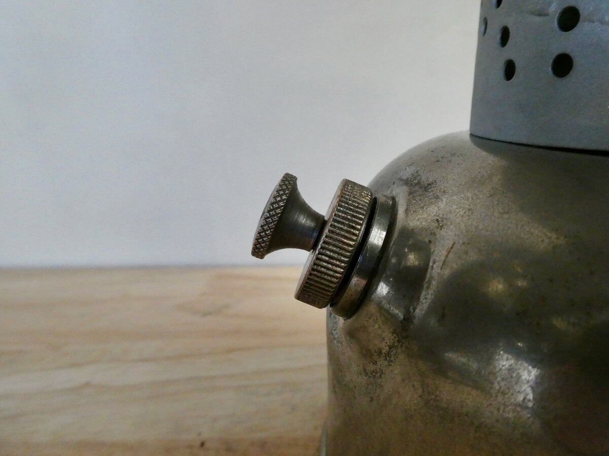 Coleman 228B (Canada 9/1935) | Classic Pressure Lamps & Heaters