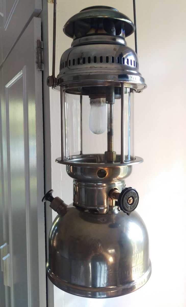 pmax826-01.jpg