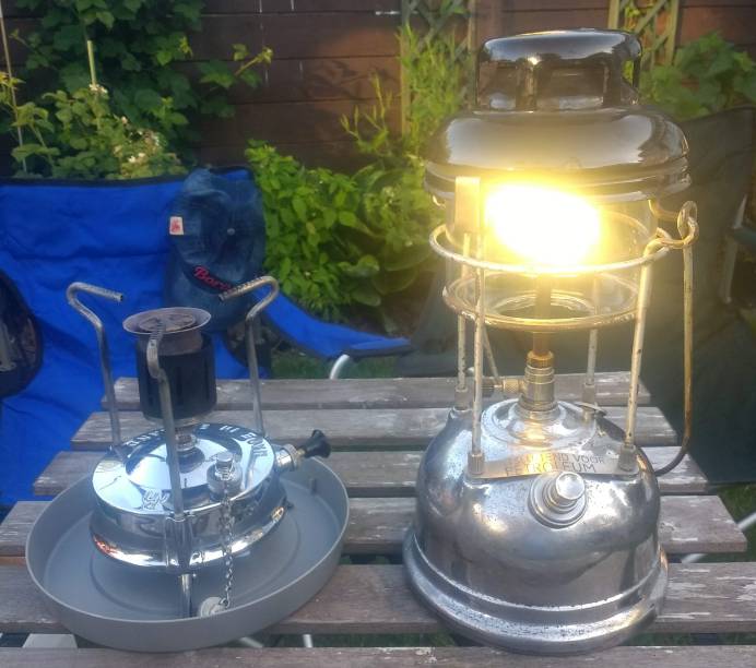 RM stove and Dutch X246.jpg