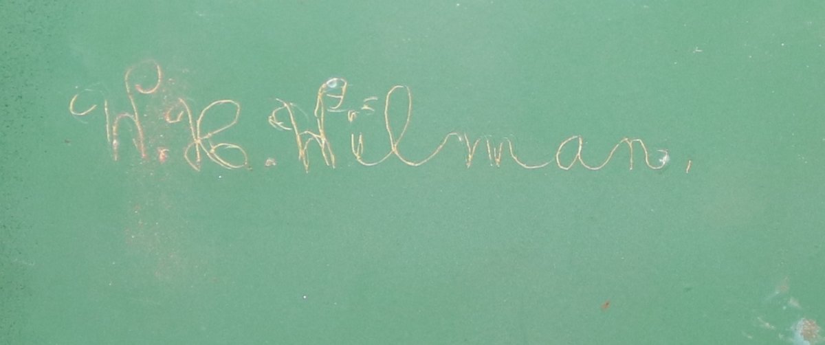 signature.jpg
