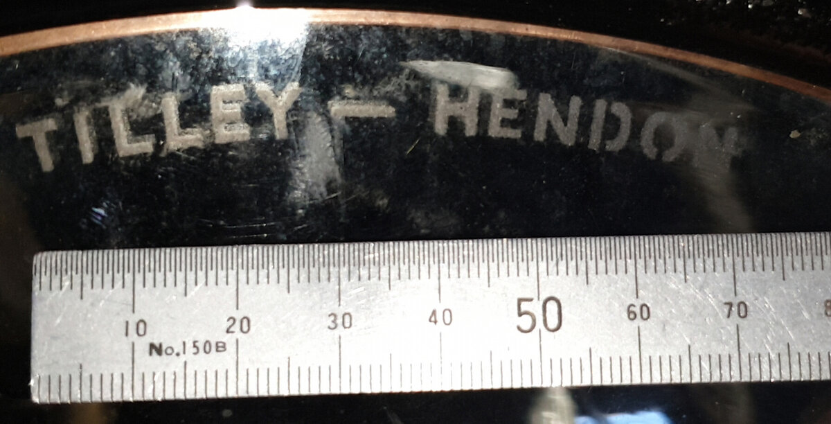 Tilley - Hendon 68 mm Close Hyphen.jpg