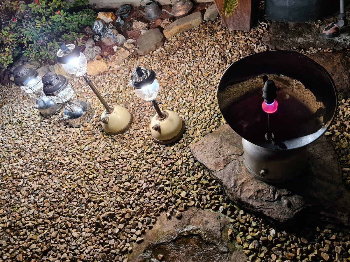 Tilley Light Up 12 Lamps 23.jpg