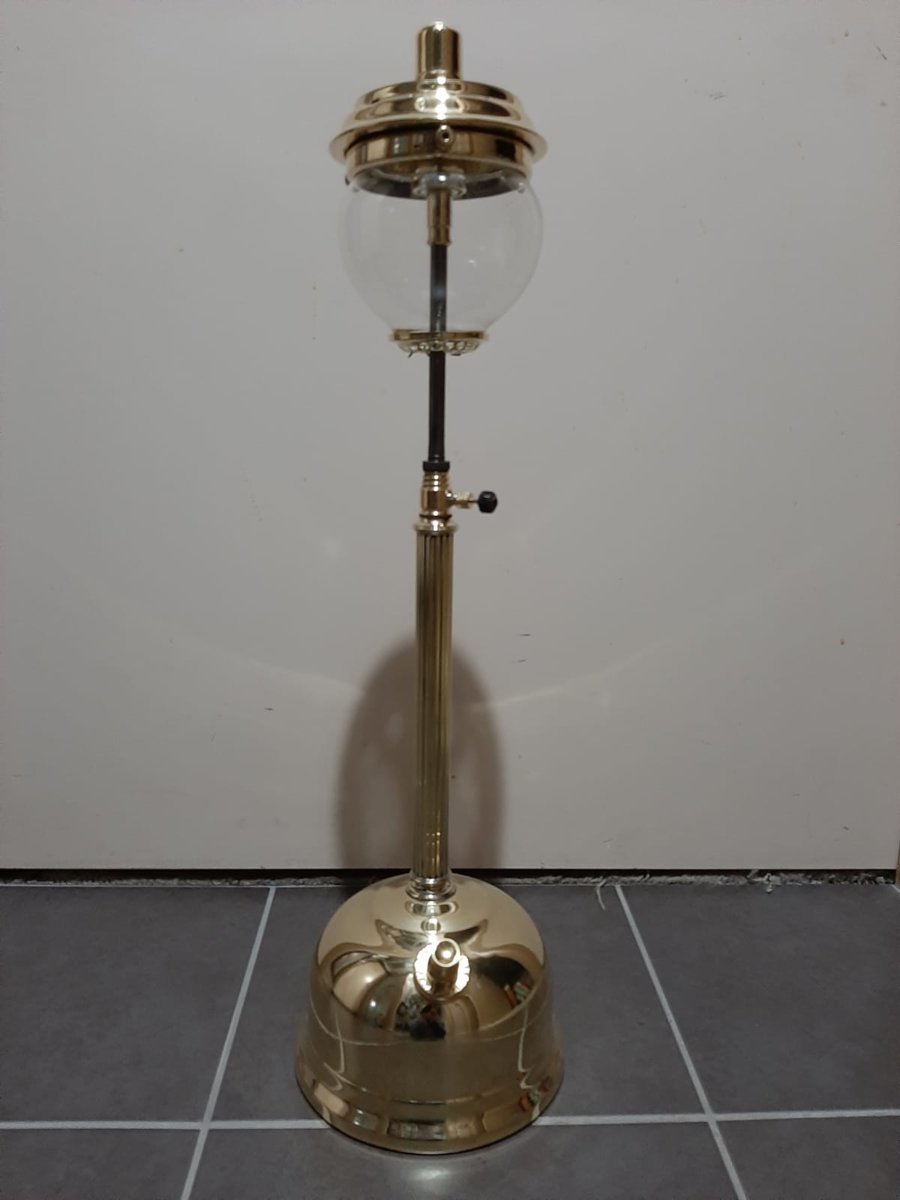 TL10 1940-1945 table lamp 5.jpg