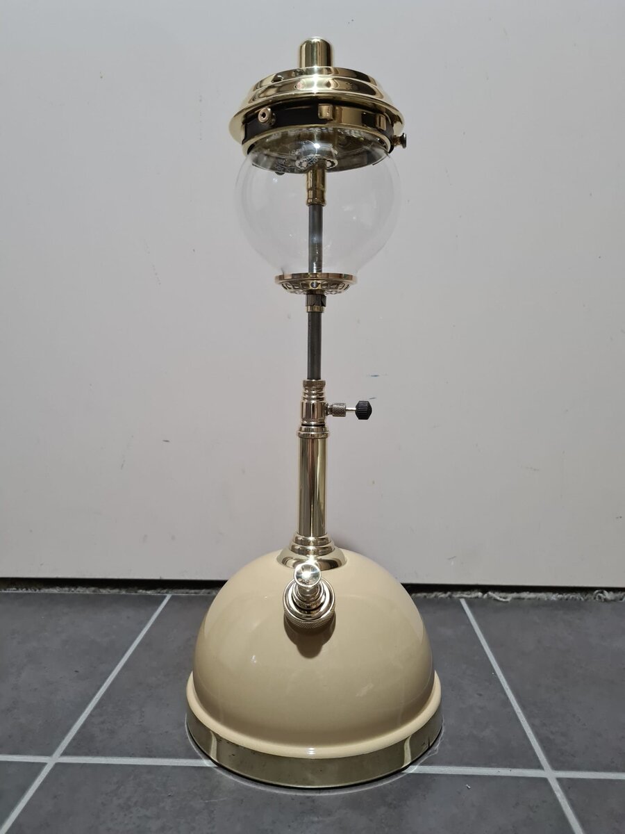 Tilley TL136 Table Lamp 1949-54 | Classic Pressure Lamps & Heaters