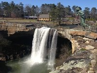 1462450635-Noccalula_Falls_camp_ground.jpg