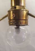 Wiktorin 8800 lamp burner head with glass and mantle.jpg
