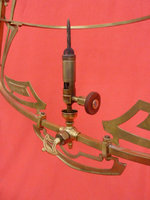 1347392196-Louis_Runge_lamp_burner.jpg