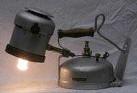 1373250333-Bialaddin-1923-Hand_Lamp_04.jpg