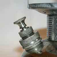 1394070819-AGM_304_pump-fill.jpg