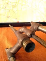 1413896063-15.jpg