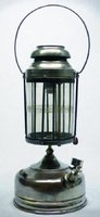 1453742923-Pinchard_lantern_2.jpg