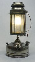1453742941-Pinchard_lantern_lit.jpg