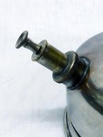 1453743509-Pinchard_lantern_pump.jpg