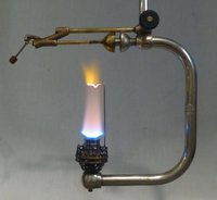 1487357103-Tures_Mfg._No._20_lamp_Bunsen_flame.jpg