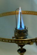 Louis Runge gravity lamp blue Bunsen flame.jpg