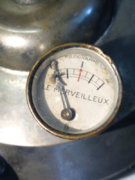 Merveilleux manometer.jpg