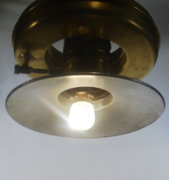 Lipsia lamp lit mantle.jpg